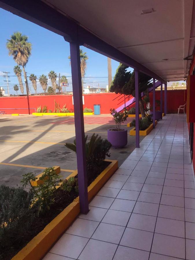 エンセナダ Costa Marモーテル エクステリア 写真